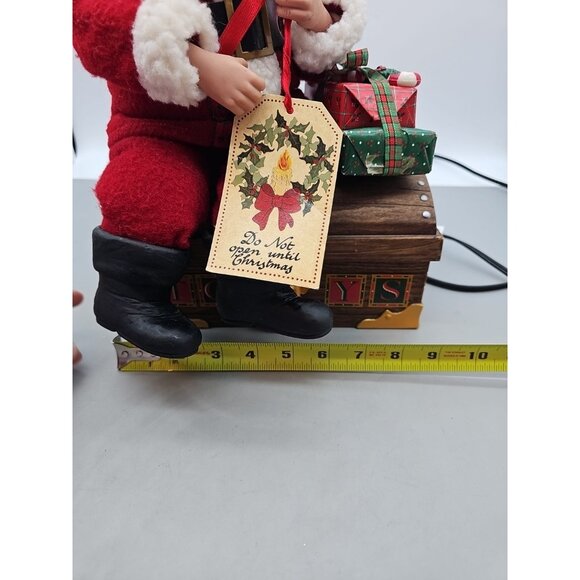 Vintage Holiday Creations Animated Santa Claus Toy Chest Moving  1995 Works - Picture 3 of 11